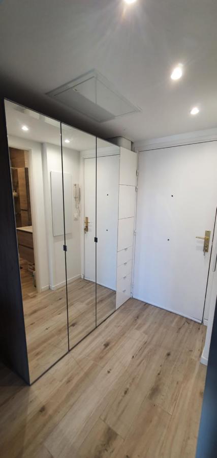 Lovely 1 Bedroom Vacation With Free Parking. * Nizza