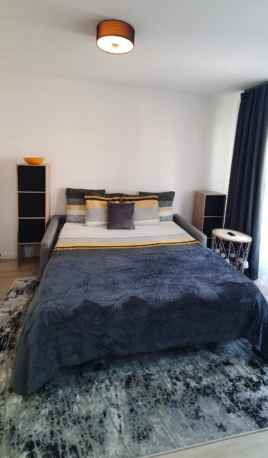 Lovely 1 Bedroom Vacation With Free Parking. Appartamento