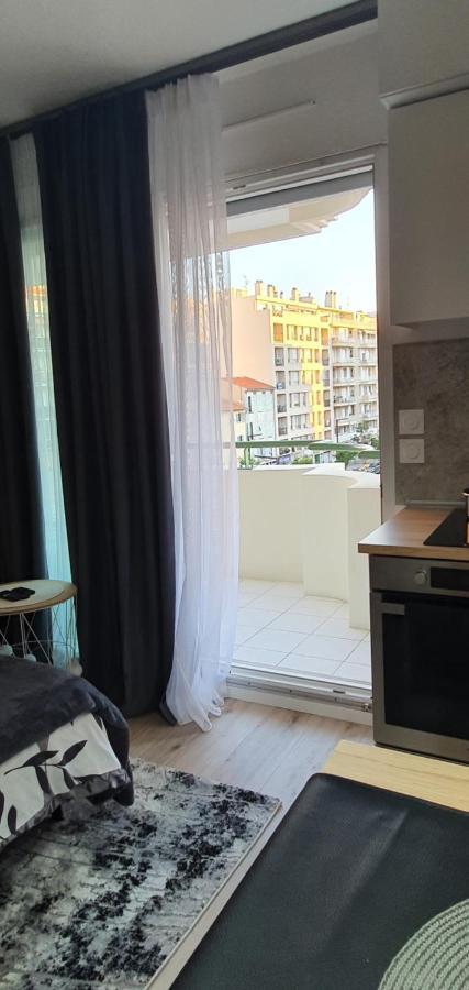 Appartamento Lovely 1 Bedroom Vacation With Free Parking. Nizza