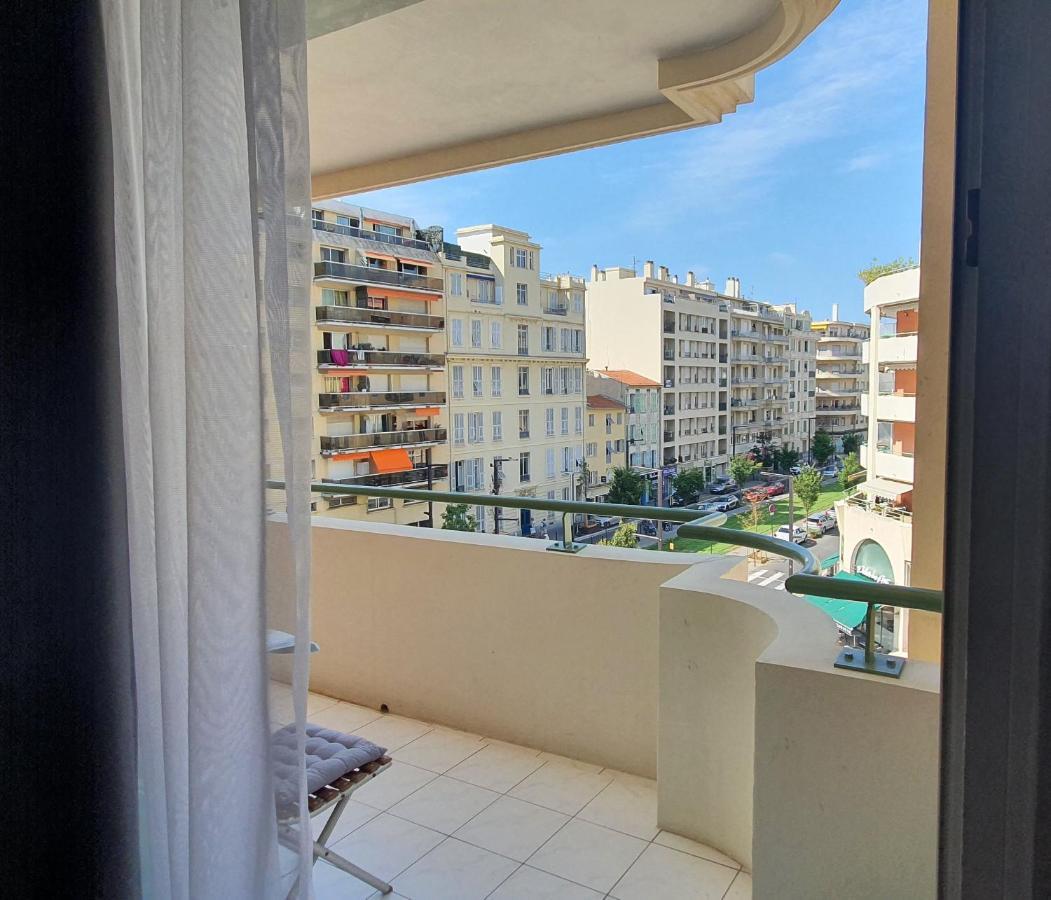 Lovely 1 Bedroom Vacation With Free Parking. Nizza